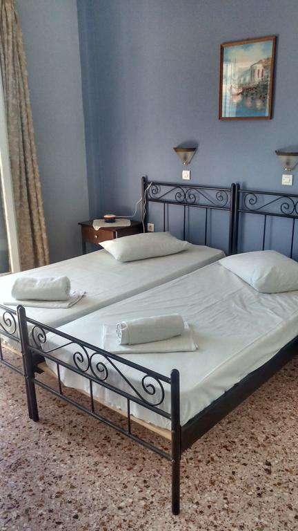 Agia Marina  Oasis Hotel Theodoros & Litsa Galaris מראה חיצוני תמונה