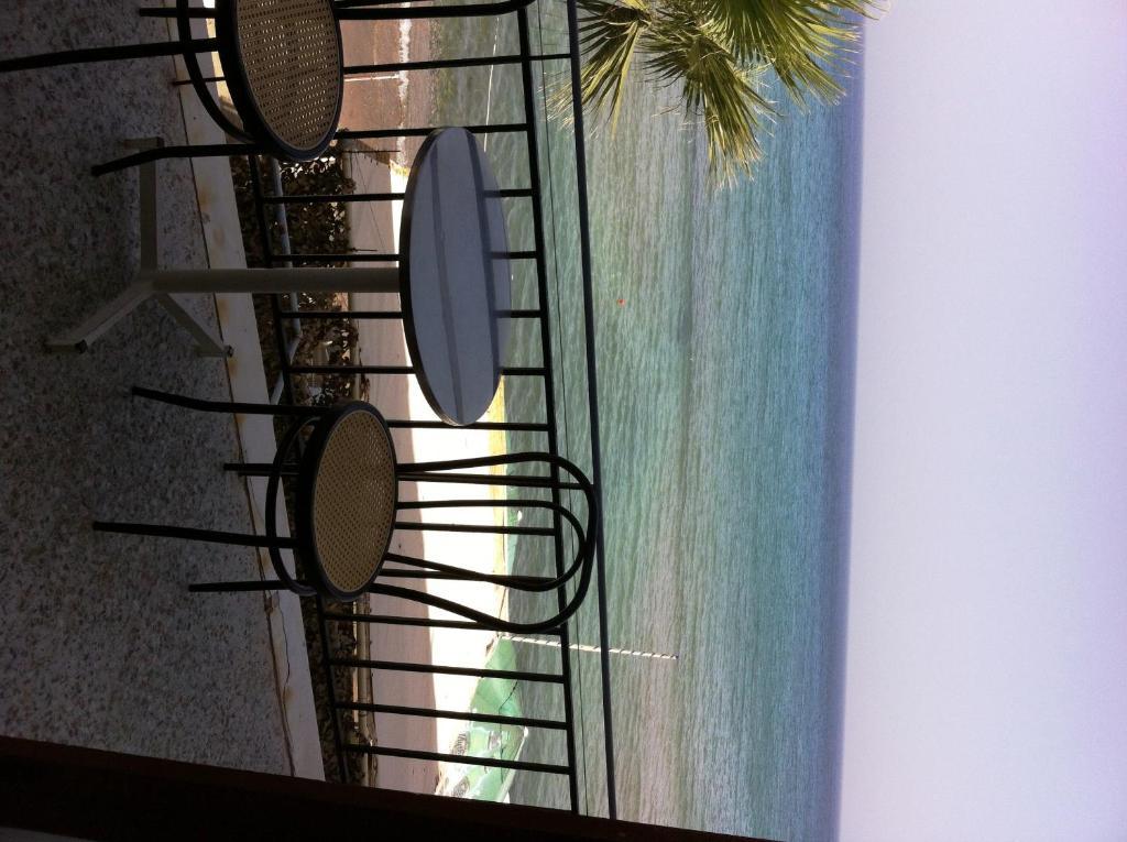 Agia Marina  Oasis Hotel Theodoros & Litsa Galaris מראה חיצוני תמונה