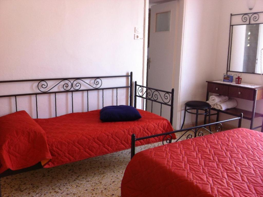 Agia Marina  Oasis Hotel Theodoros & Litsa Galaris חדר תמונה
